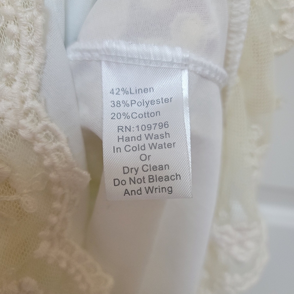 Pretty Angel Ivory Floral Lace Top - Picture 4 of 6